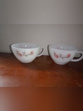 Vintage Fire King Fleurette Flower Glass Tea Coffee Cup Set of 2